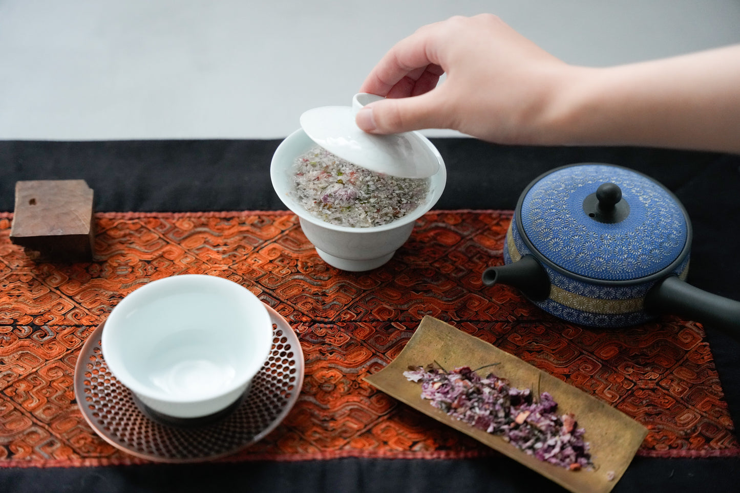 ORIGINAL茶筒箱「お茶ぽん」 丹沢ボタニカル 八重桜煎茶